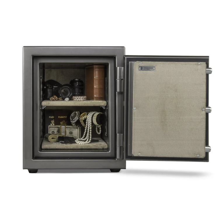 AMSEC BF1512 Burglar and Fire Safe - Electronic Lock Keypad Detail