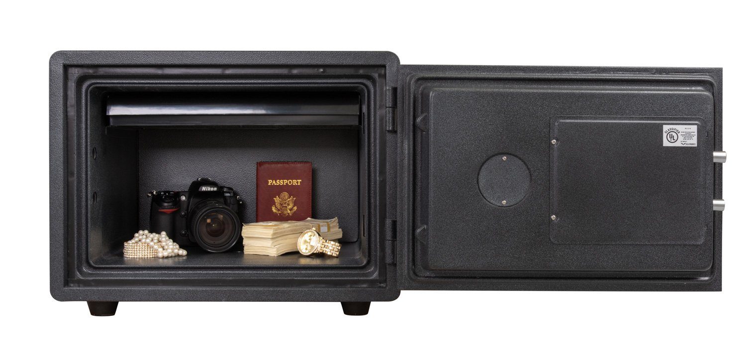AMSEC FS914E5LP Fire Safe - Closed Door View