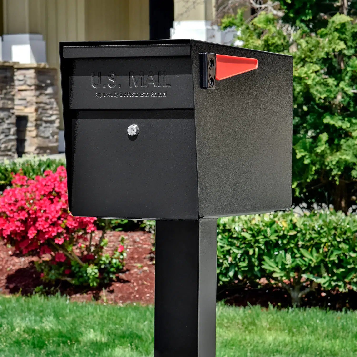 Mailboss Original Curbside Locking Mailbox