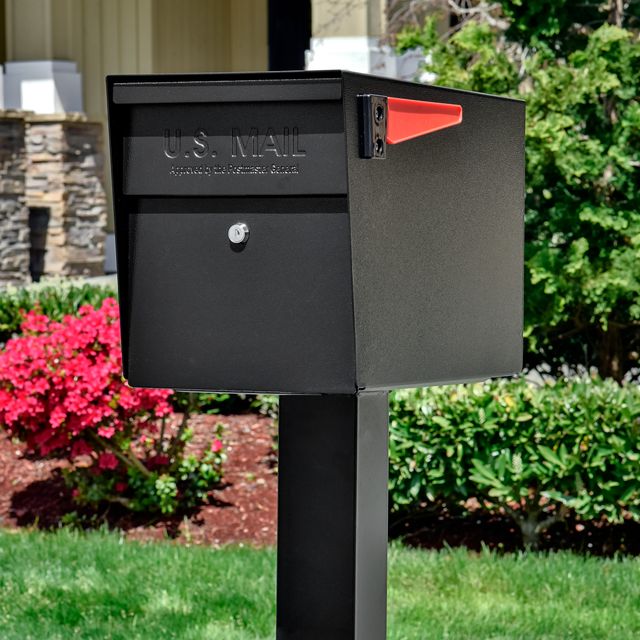 Mailboss Original Curbside Locking Mailbox