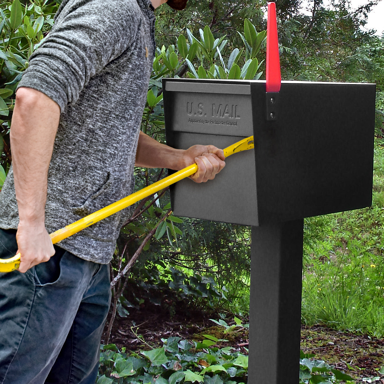 Mailboss Original Curbside Locking Mailbox
