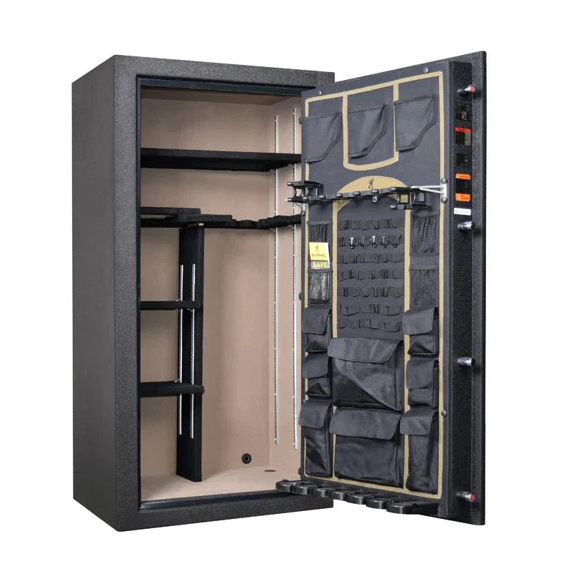 Browning YS23 Yellowstone 23-Gun Safe — adjustable shelves and door organizer