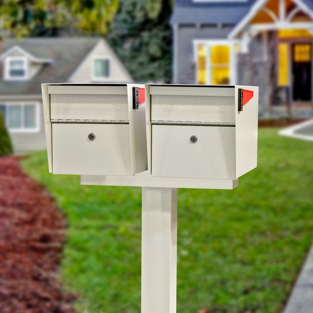Mail Boss 2-Box Spreader Bar