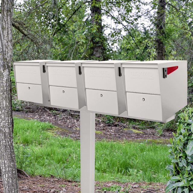 Mail Boss 4-Box Spreader Bar